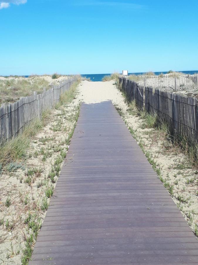 Appart Mezzanine Vue Mer Et Plage, Parking Wifi Tv Le Barcares Exterior photo